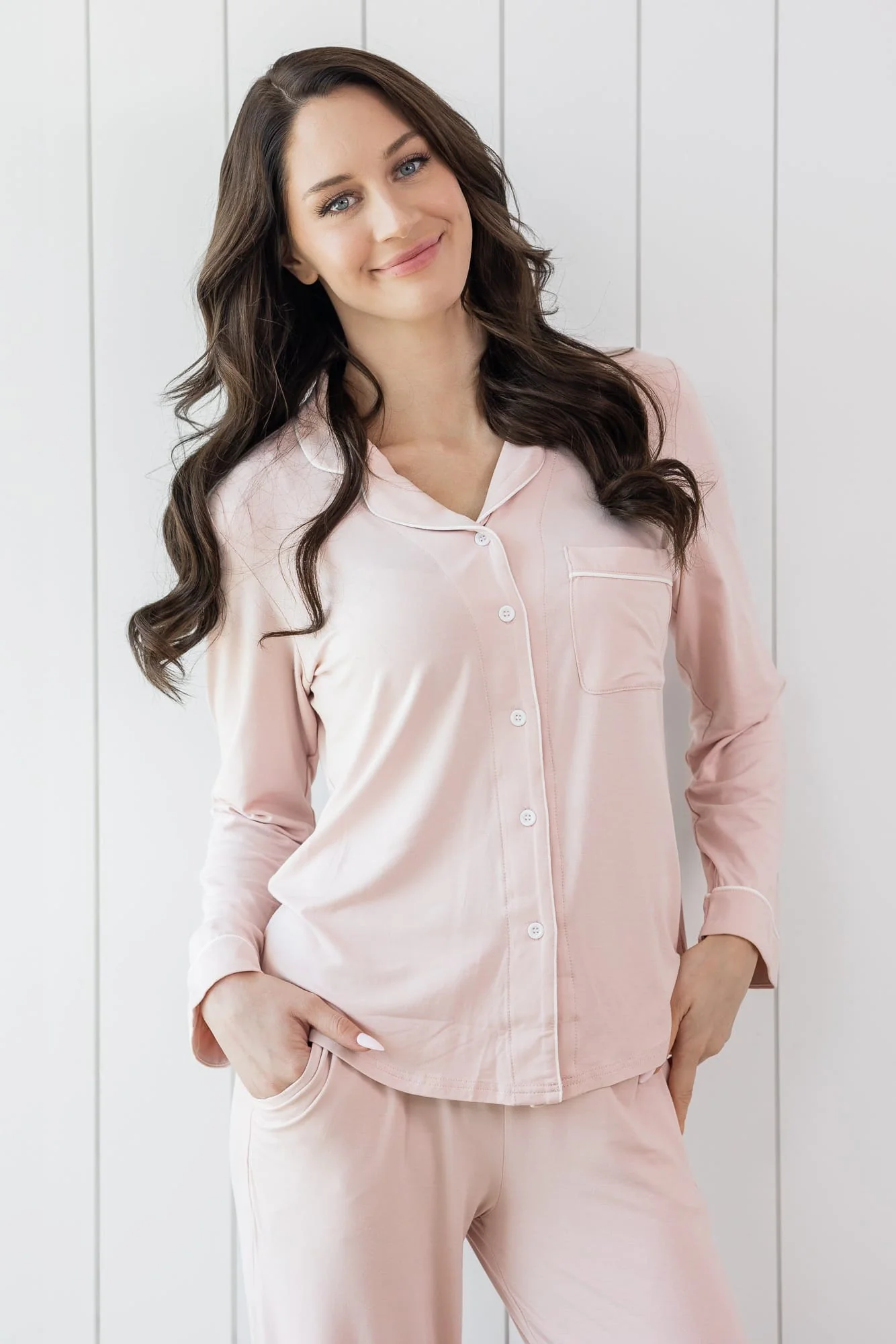Long-Sleeved Women's Pajama Set in Blush with Cloud Trim - Image 3
